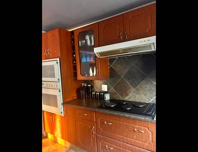 4 BEDROOM HOUSE FOR SALE IN EERSTERUST